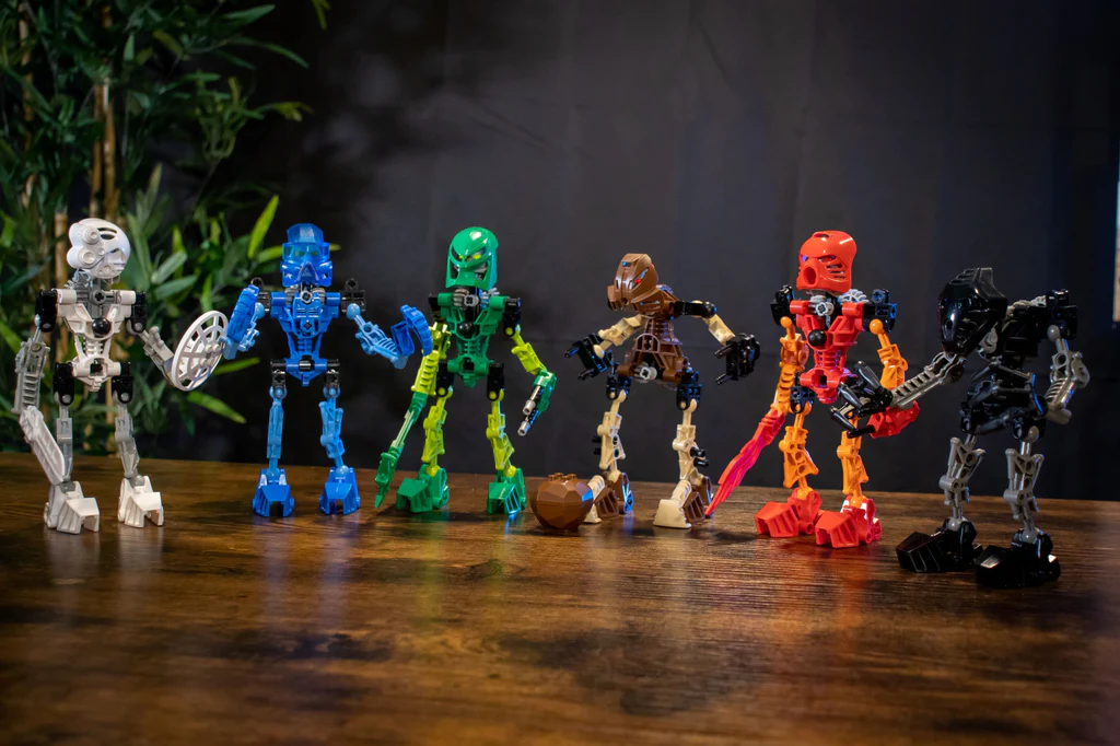 2001 set of bionicles